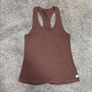 Vuori Lux performance Tank Top